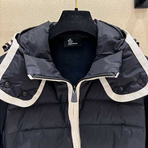 Moncler Grenoble Hooded paneled twill and quilted stretch-shell down jacket - Picture 11 of 11